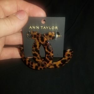 Cheetah Tortoiseshell Print Hoop Earrings